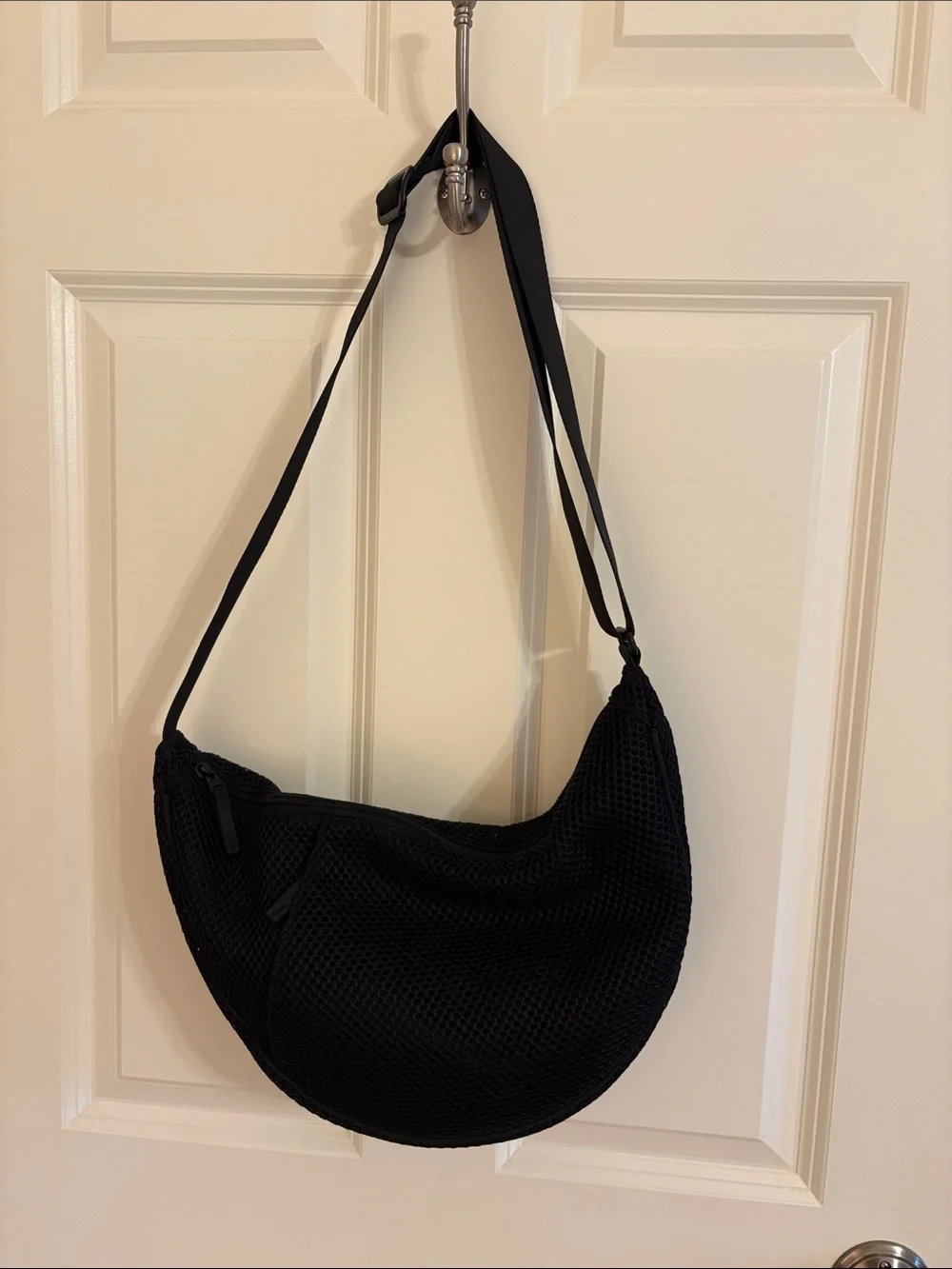 Uniqlo Black Mesh Hobo Shoulder Bag